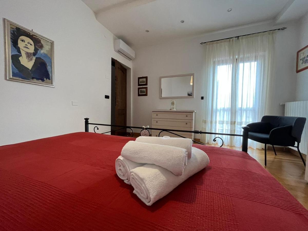 술모나 La Casa Di Panfilo 빌라 외부 사진